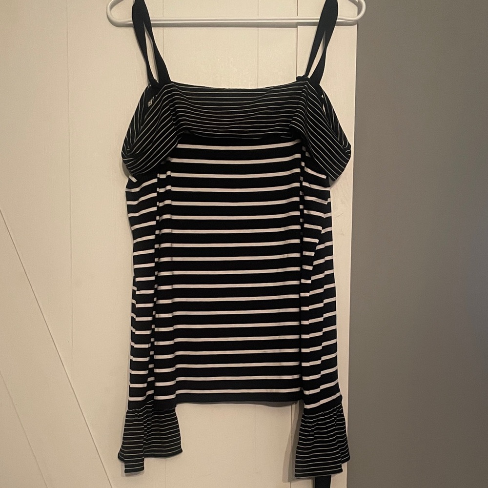 Off the Shoulder White House Black Market Top